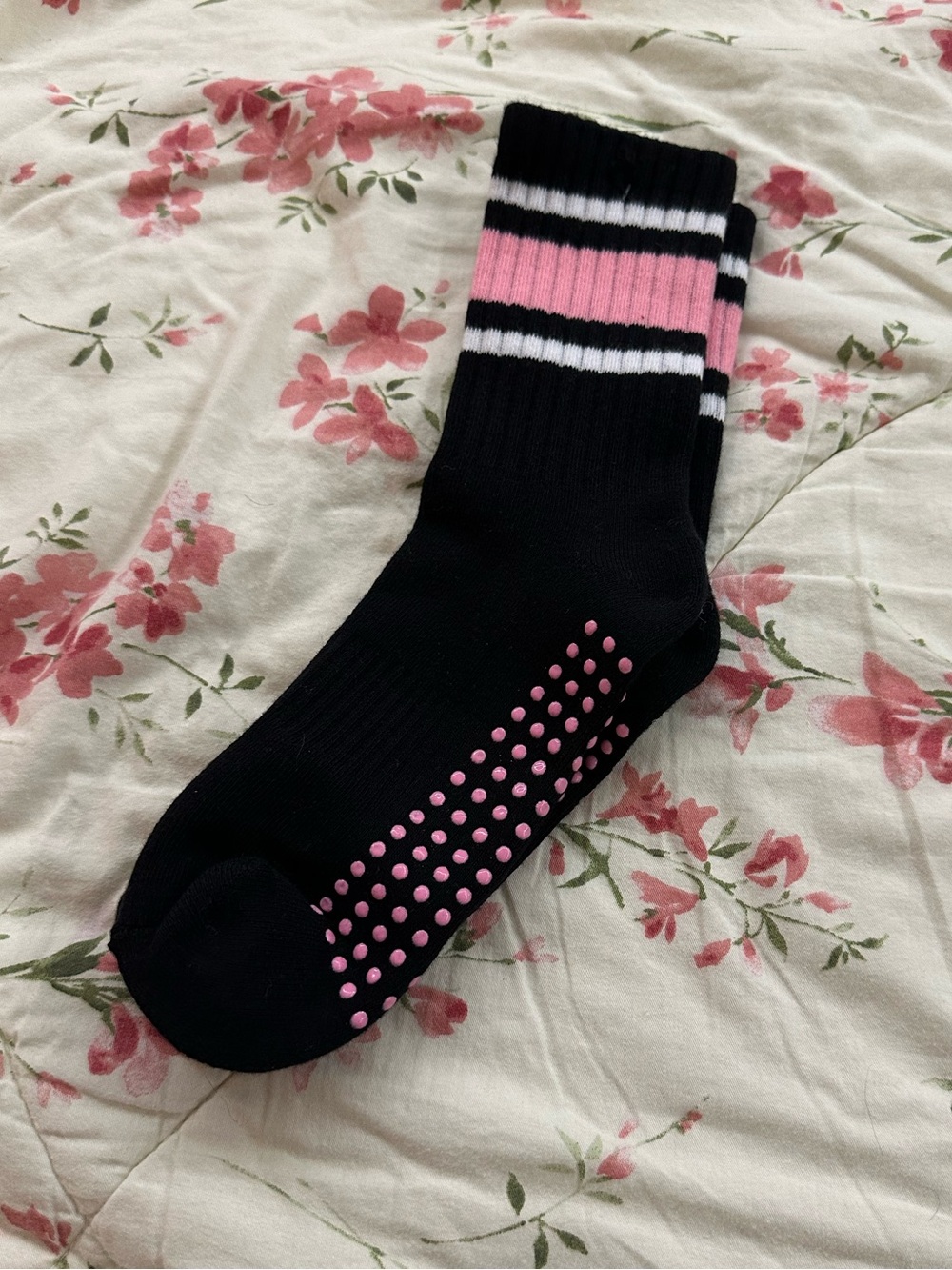 Women’s Black Crew Athletic Socks with Pink Grip and White Stripes NWOT